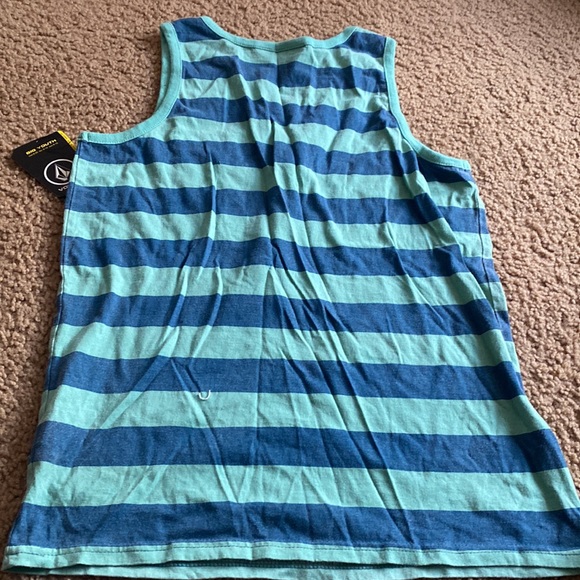 Boys volcom tank top size medium brand new - Picture 2 of 3